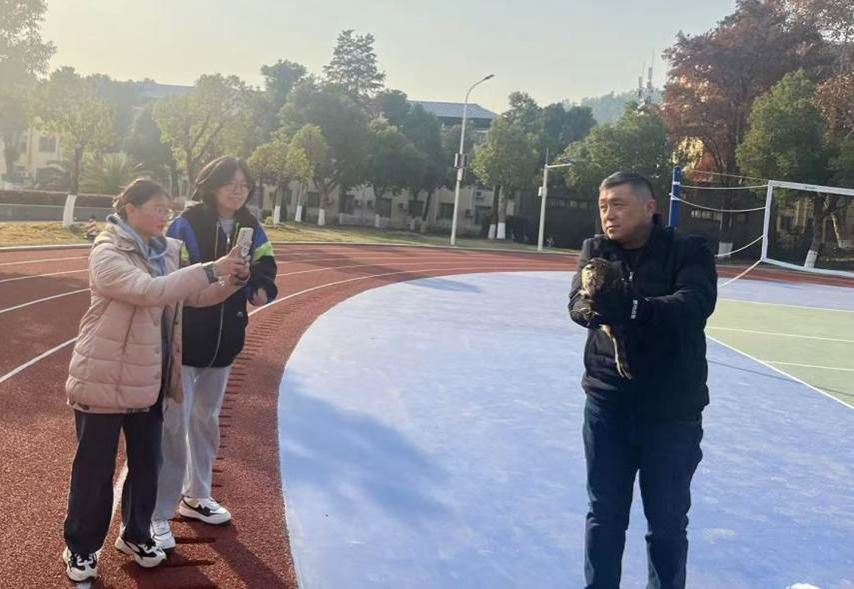 0215ed1f4dca4a19bfe756f12ab457e