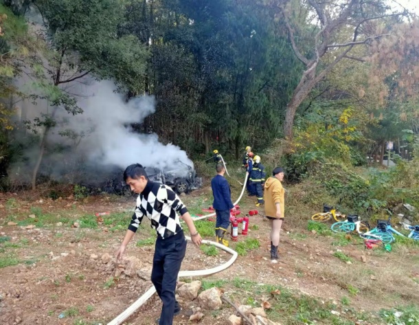 176f588680dfedb9e06684a1f7d18f4