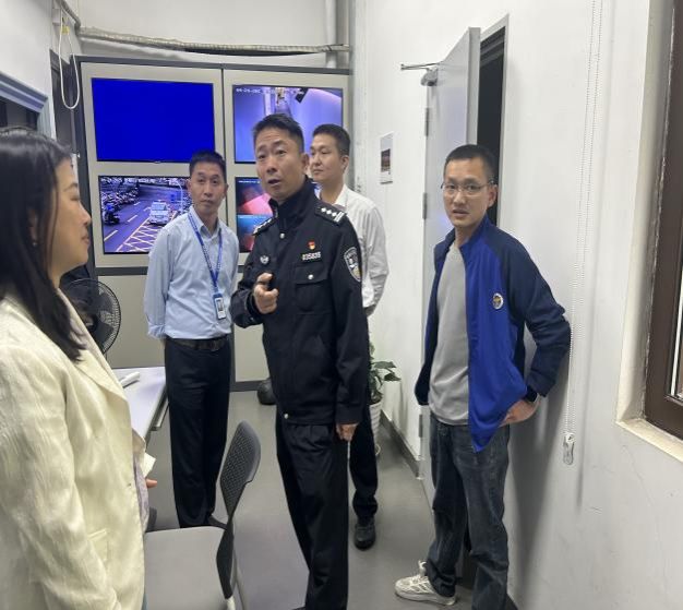 7bf9467a82f794c883e1cf9791a12e5