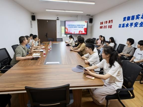 ae4d69f07e588fbcbf96fedf38690d3