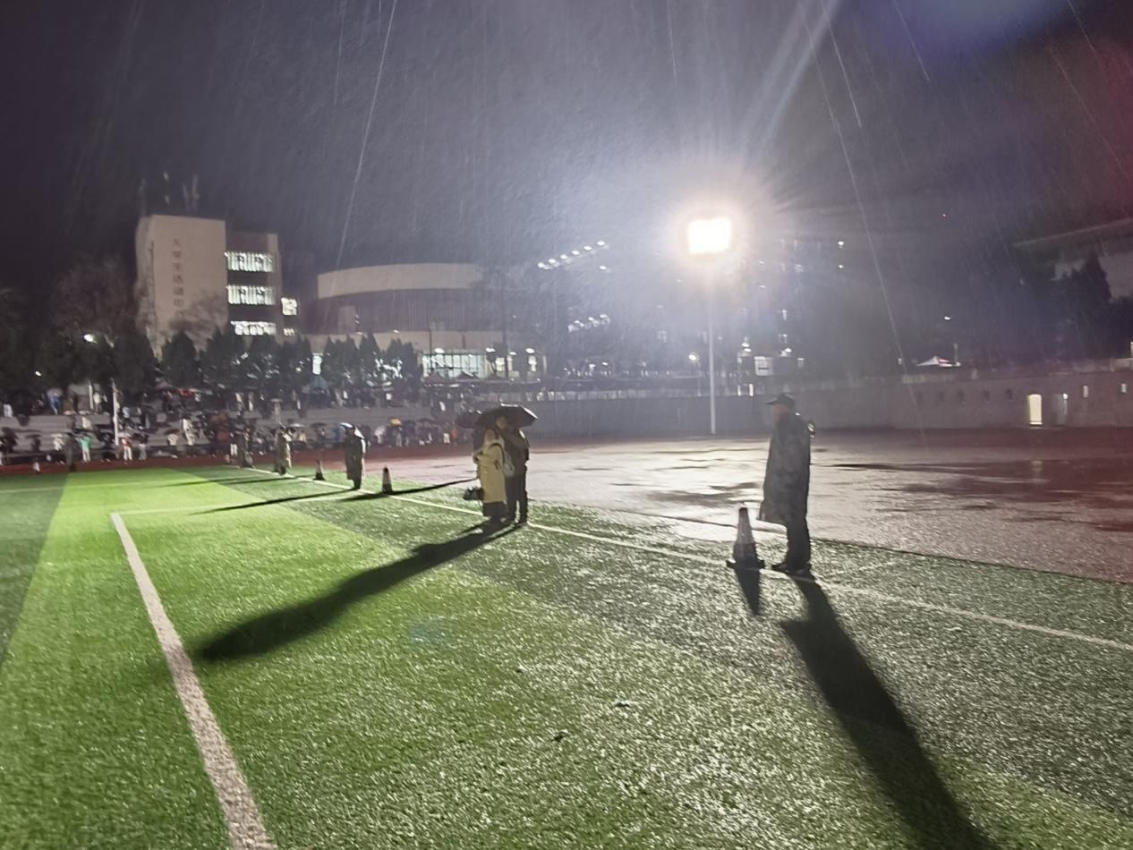 4437e7c3f8bbc86730f9a765e748ffb7